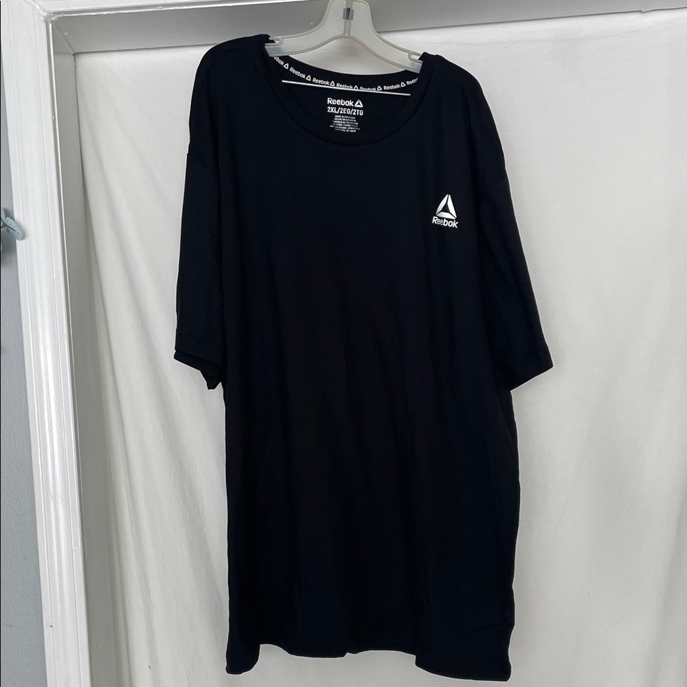 Reebok Black Short Sleeve Tee with White Logo 2XL 94% polyester 6% spandex